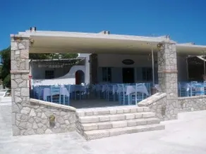 Sardis Rooms - Image 3