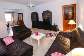 Sweet Family Home - Image 3