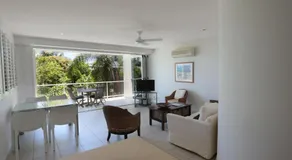 Delightful family apartment in modern complex - Image 5