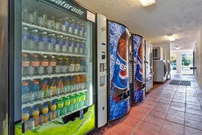 Motel 6 - Image 5