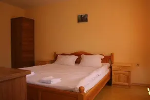 Hut Belasitza - Image 3
