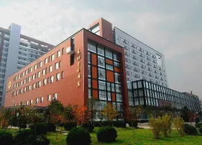 Mingshi Xuefu Hotel - Jinan - Image 1