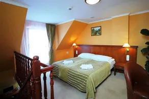 Manor - Image 3
