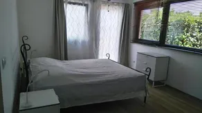 Apartment Poolside - Image 5