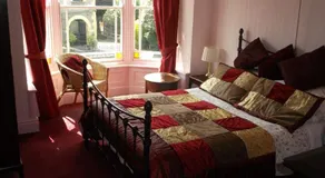The Hollies Guest House Builth Wells - Image 5