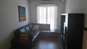 Apartment Poolside - Image 4