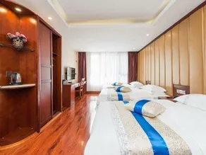 Quanfu Business Hotel - Image 4