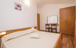 House Polje - Image 2