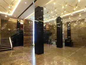 Caesar Hotel - Image 2