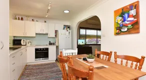 Summerfield Cottage - Hunter Valley, renovated House in central North Rothbury - Image 2