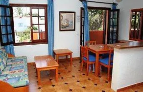 Apartamentos Bahía Park - Image 2