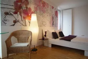 SunnySide Apartments - Image 3