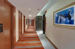 Beacon Hotel Nirman Vihar New Delhi - Image 3