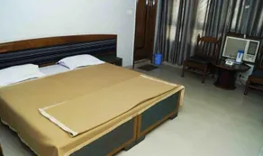 Hotel Gaurav - Image 5