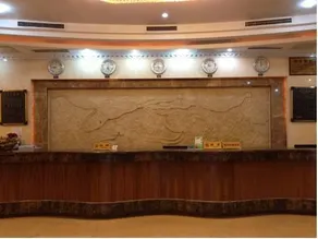 Gold Lampstand Garden Holiday Hotel Qingdao - Image 3