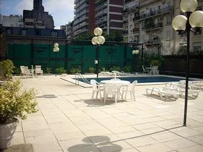 Easy Luxury Los Galgos - Image 4