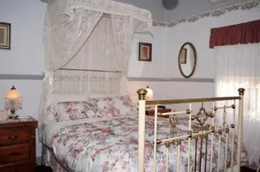 Cuddledoon Cottages Rutherglen - Image 4