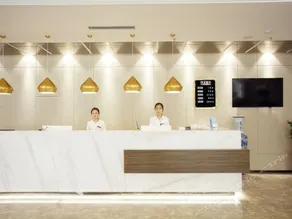 Yuntai Hotel Laoshan Exhibition Center - Image 3