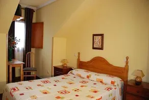 Hostal El Príncipe - Image 2