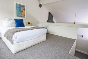Luxico Little Charles (Pet Friendly) - Image 2