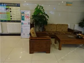 GreenTree Inn Xi’an North Gate Railway Station Express Hotel - Image 4