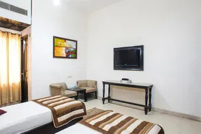 Palette - Hotel Luxmi Residency - Image 5