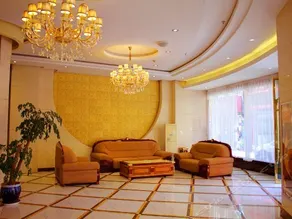 Home Inn Chongqing Hechuan Pedestrian Street - Image 4