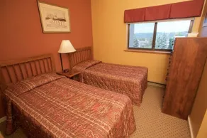 Pinnacle Condominiums - Image 3