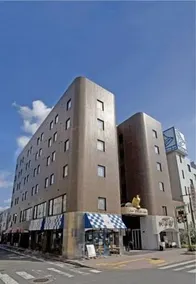 Hotel Half Time - Image 4