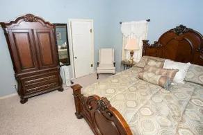 Lady on the Lake Bed & Breakfast - Image 4