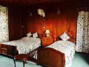 Monarch Houseboat - Image 4