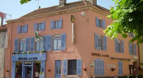 Hôtel Restaurant Le Donjon - Image 2