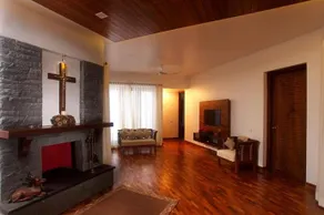 Silver Oak Plantation Bungalow - Image 3