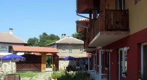 Rekata Hotel - Image 3