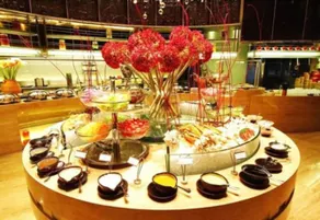 Wyndham Grand Plaza Royale Oriental Shanghai - Image 2
