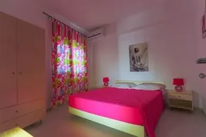 Replay Apartments - Image 2