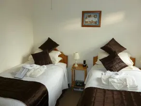 Cor-Unum Bed & Breakfast - Image 4