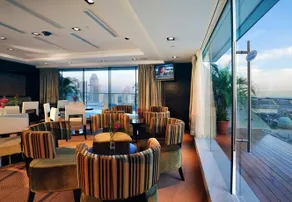 Peninsula Excelsior City Centre - Image 5