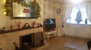 Comfy Quiet Town House - Image 4