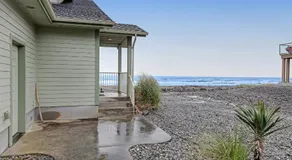 Sunset Beach House - Image 2