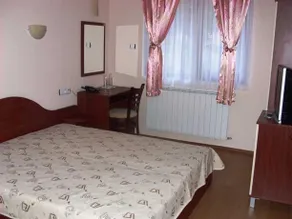 Boryka Family Hotel - Image 3
