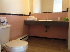 Willie's Inn Motel - Image 3