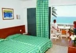 Los Corales - Image 4
