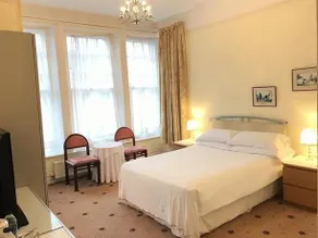 Churchills Hotel - Image 4