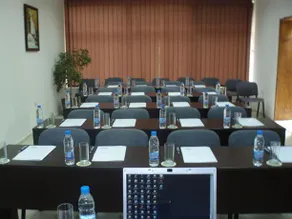 Bryasta Hotel & Restaurant - Image 2