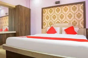 OYO 36517 Hotel Bharati Inn - Image 2