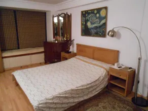 Trendy Bed & Breakfast - GK - Image 4