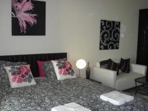 Large Studio - Al Hamra Village - Image 3