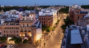 ISG Apartments The most Exclusive apartment in Sevillaparking - Image 4