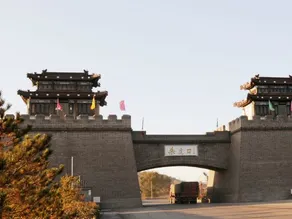 Yulong International Hotel - Image 3